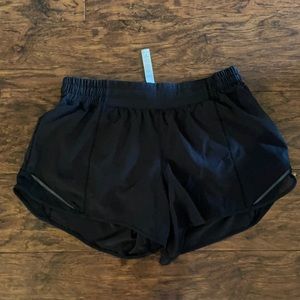Hi! Size 10, Lululemon, never worn, no tags